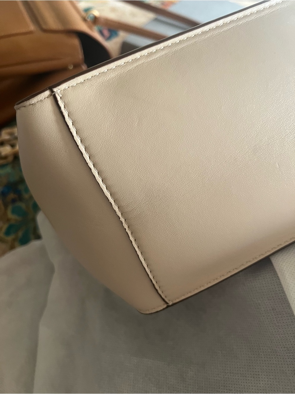 Stella McCartney Cream Small Tote Bag! EUC w/Unbranded Chain Crossbody Strap! - Picture 3 of 5
